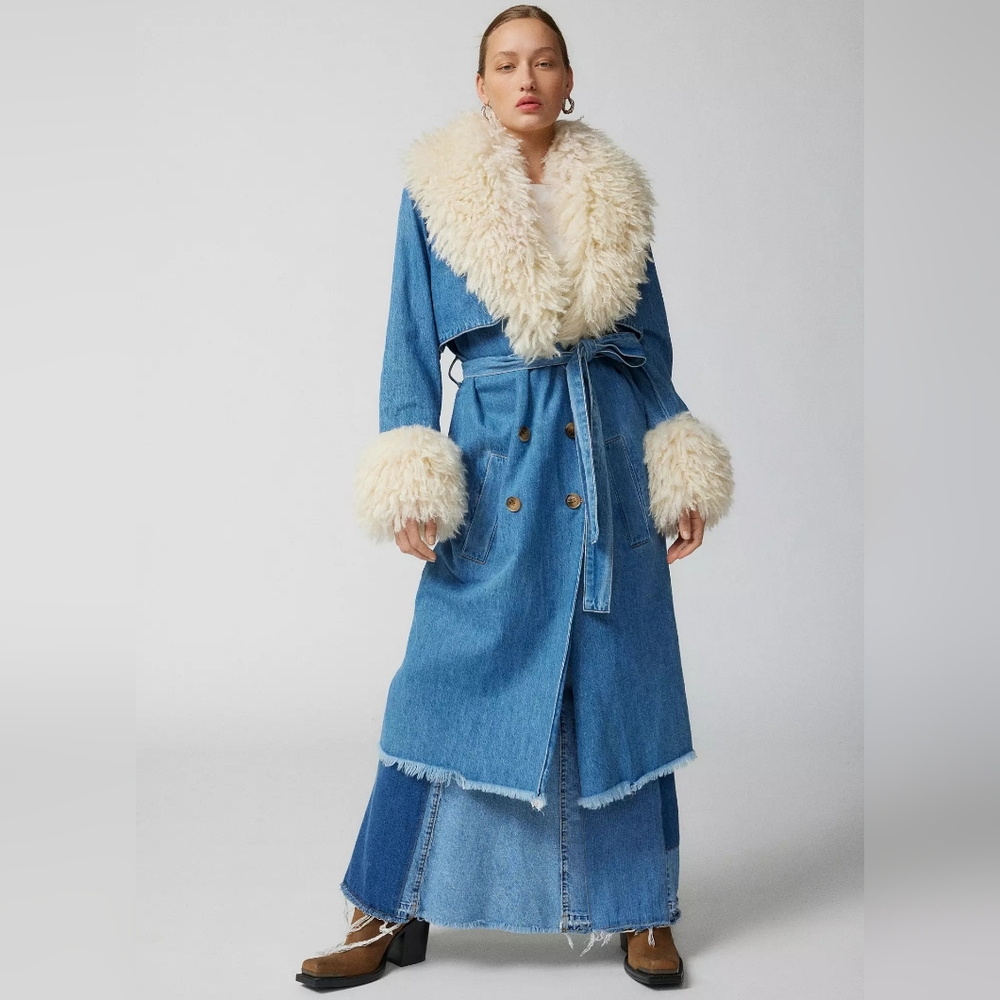 Like New BlankNYC  course denim jacket coat in blue